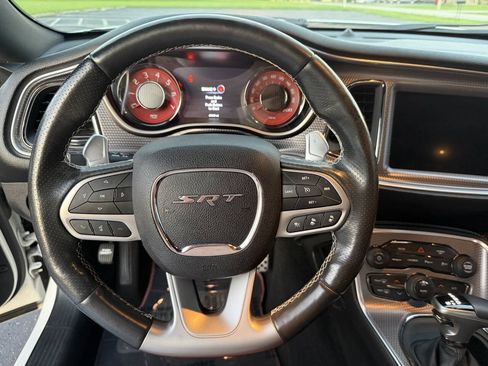 Used 2019 Dodge Challenger SRT Hellcat w/ Laguna Leather Package RWD image 32