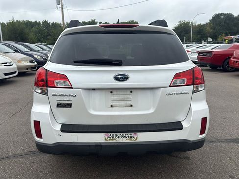Used 2014 Subaru Outback 2.5i Limited AWD/4WD image 6