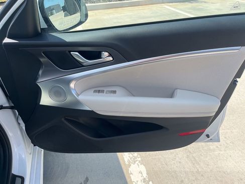 New 2026 Genesis G70 3.3T Sport Prestige image 28