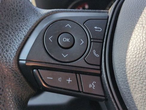 Certified 2025 Toyota RAV4 XLE image 17