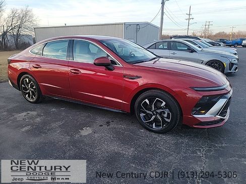 Used 2025 Hyundai Sonata SEL image 6