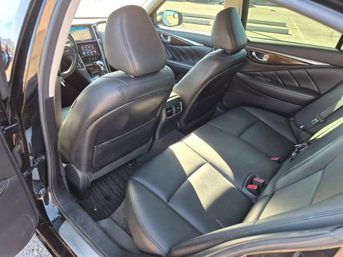 Used 2019 INFINITI Q50 Luxe w/ Essential Package (3.0T Luxe) image 17