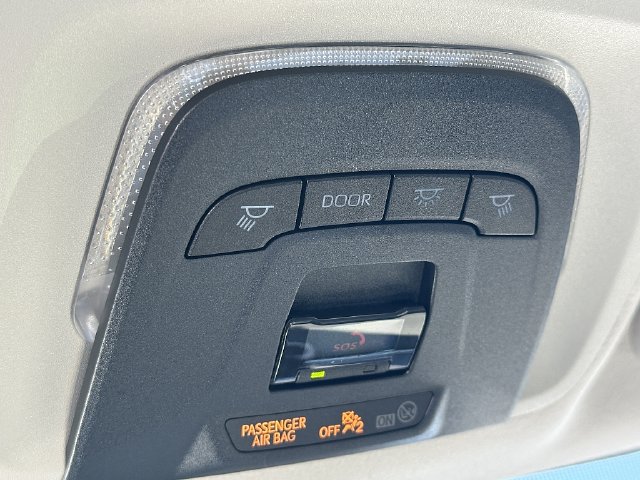 Used 2023 Toyota Corolla LE FWD image 31