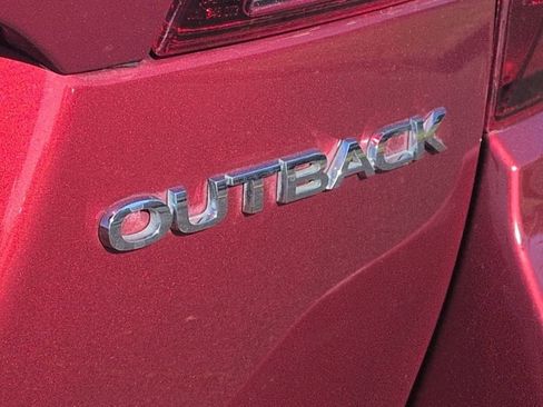 Used 2018 Subaru Outback 2.5i AWD/4WD image 26