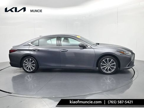 Used 2019 Lexus ES 350 w/ Premium Package FWD image 1