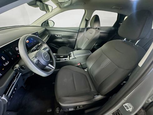 Used 2025 Hyundai Tucson SEL image 13