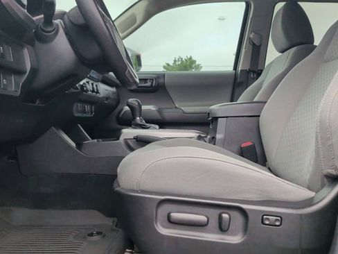 Used 2023 Toyota Tacoma SR5 RWD image 16