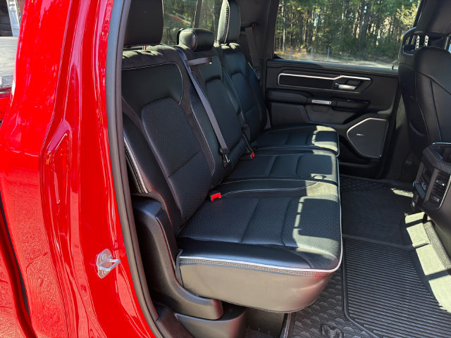Used 2025 RAM 1500 Laramie w/ Night Edition AWD/4WD image 17