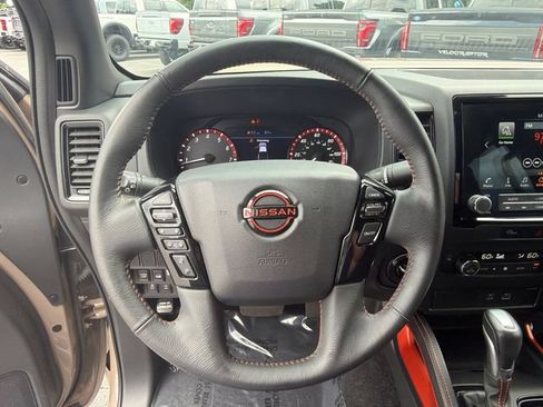 Used 2023 Nissan Frontier PRO-4X w/ Tow Package AWD/4WD image 25