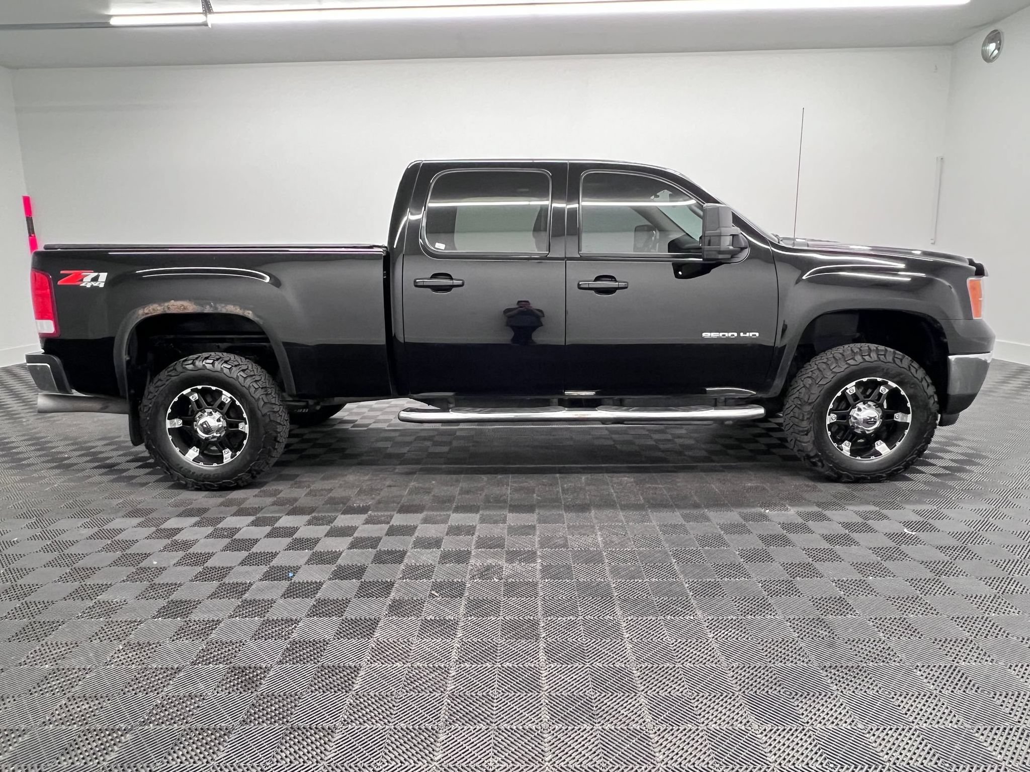 Used 2013 GMC Sierra 2500 SLT AWD/4WD image 8