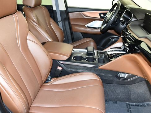 Certified 2024 Acura MDX SH-AWD w/ Technology Package image 42