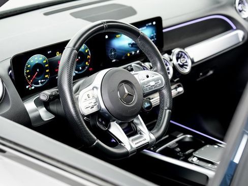 Used 2022 Mercedes-Benz GLB 35 AMG 4MATIC image 9