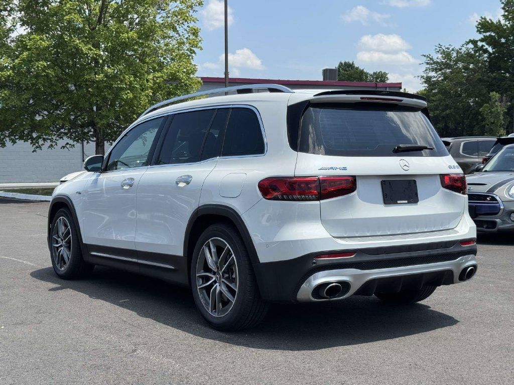 Used 2023 Mercedes-Benz GLB 35 AMG 4MATIC image 24