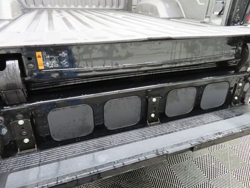 Used 2025 GMC Sierra 2500 AT4 w/ AT4 Premium Plus Package image 46