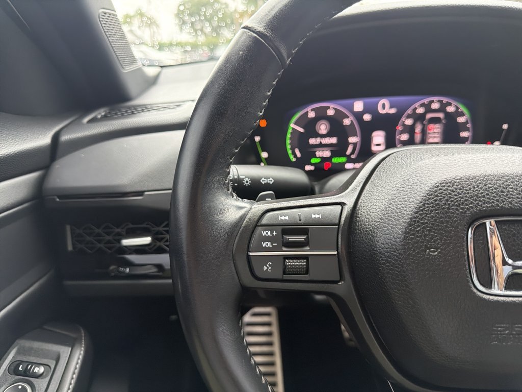 Used 2025 Honda Accord Sport image 28