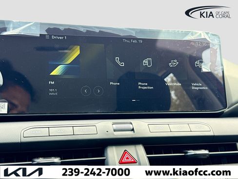 New 2025 Kia K4 LXS image 27