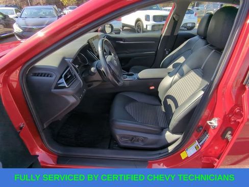 Used 2023 Toyota Camry SE image 23