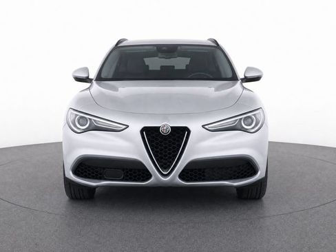 Used 2018 Alfa Romeo Stelvio Sport w/ Quick Order Package 22J Sport AWD/4WD image 5