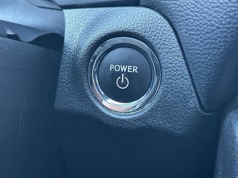 Used 2023 Toyota RAV4 XLE Premium image 22