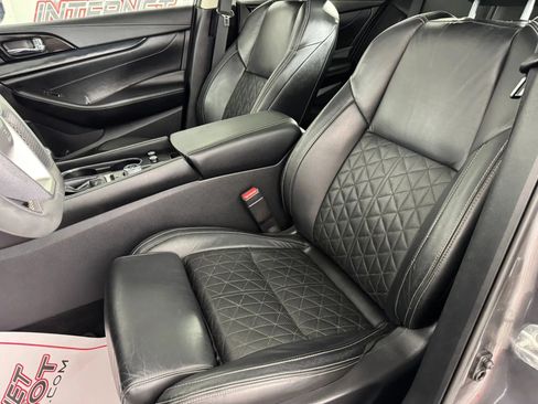 Used 2022 Nissan Maxima Platinum w/ Sport Mat Group FWD image 33