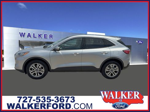Certified 2022 Ford Escape SEL AWD/4WD image 1