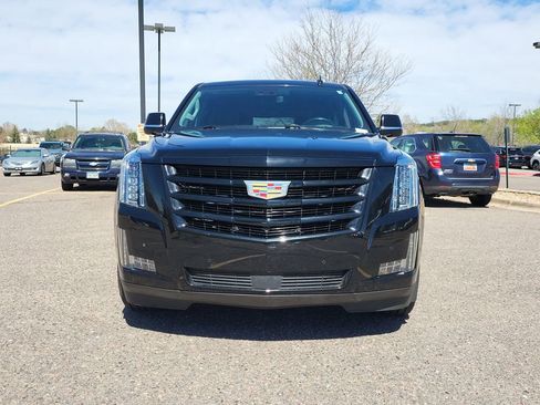 Used 2020 Cadillac Escalade ESV Premium Luxury w/ Escalade Sport Edition AWD/4WD image 9