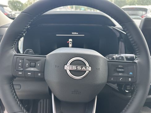New 2026 Nissan Pathfinder SL FWD image 14