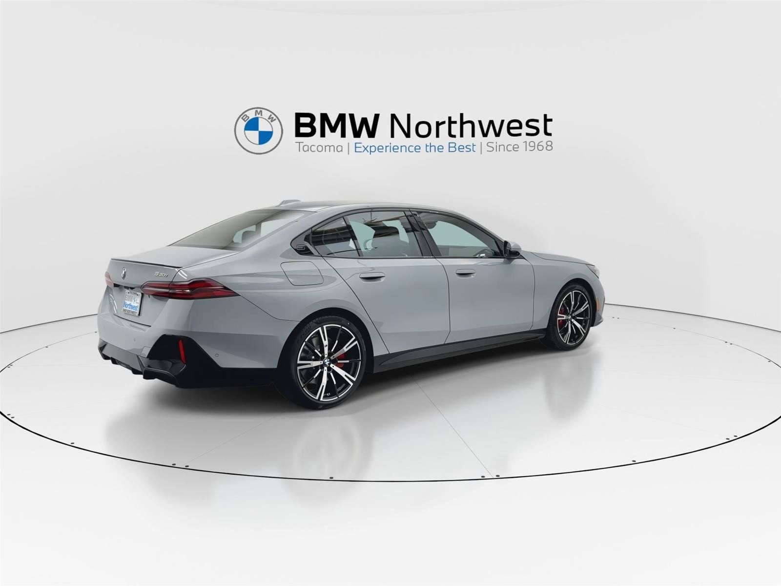 New 2026 BMW 530i w/ M Sport Package RWD image 3