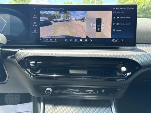 Certified 2025 BMW 330i xDrive Sedan w/ Premium Package AWD/4WD image 25