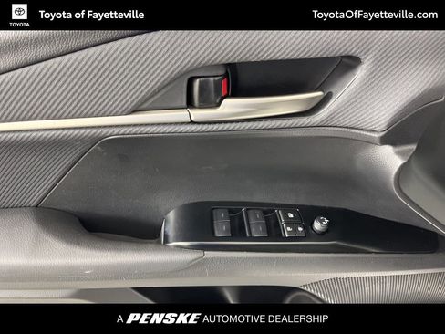 Certified 2025 Toyota Camry SE image 25