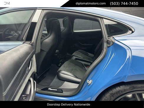 Used 2022 Porsche Taycan GTS w/ Premium Package (P6U) image 21