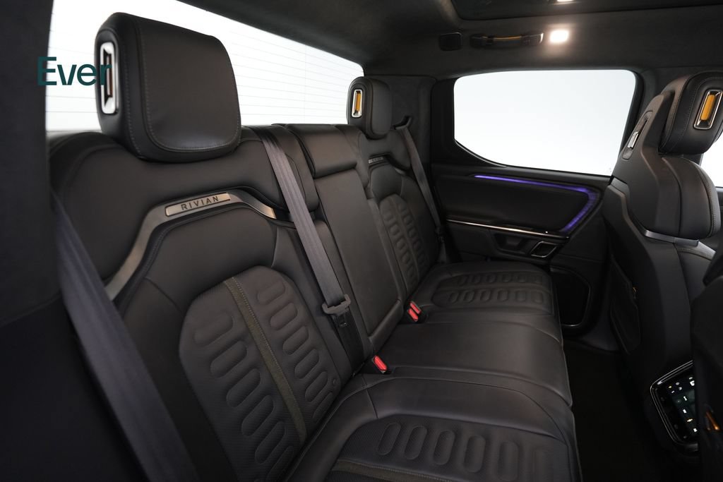 Used 2022 Rivian R1T Adventure AWD/4WD image 5