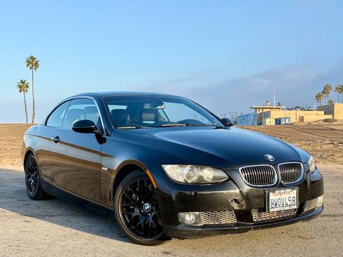 Used 2008 BMW 335i Convertible w/ Premium Pkg image 7