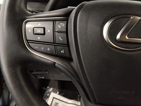 Used 2023 Lexus UX 250h AWD w/ Premium Package image 12