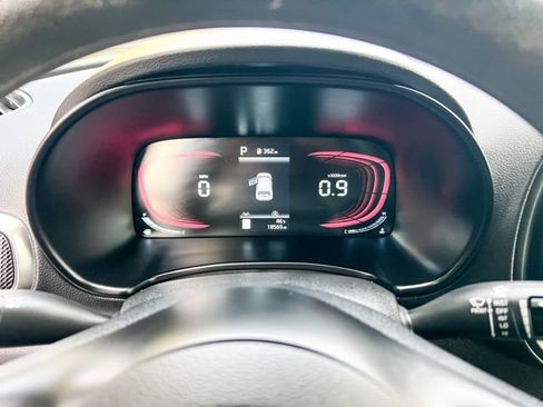 Certified 2023 Kia Soul LX w/ LX Technology Package image 20