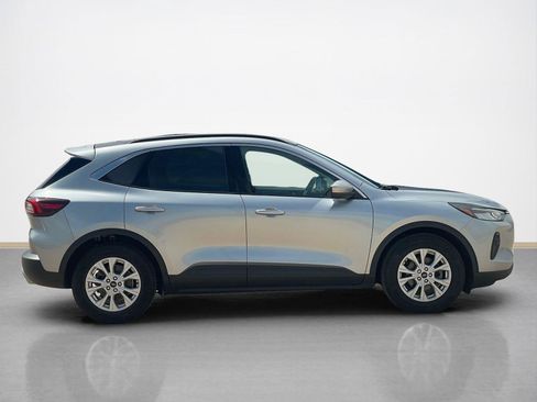 Used 2024 Ford Escape Active w/ Tech Pack #2 FWD image 8