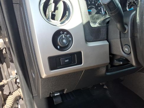 Used 2014 Ford F150 Lariat w/ Lariat Chrome Package AWD/4WD image 15