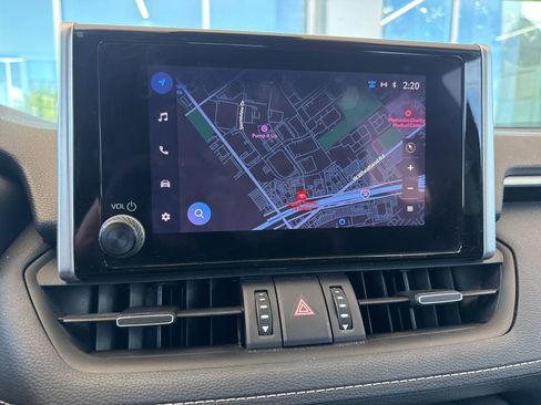 Used 2023 Toyota RAV4 XLE Premium image 16