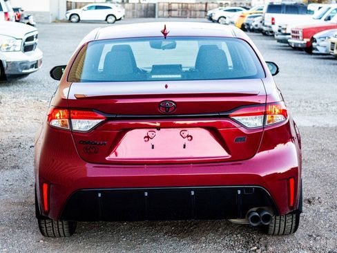 Used 2023 Toyota Corolla SE image 4