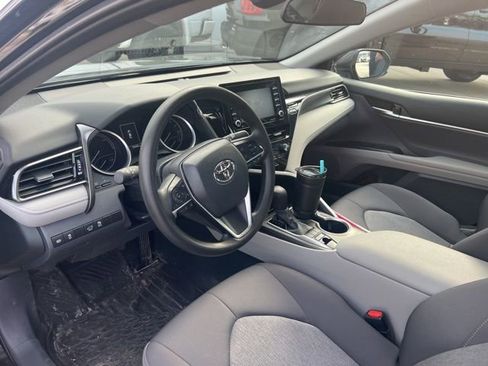 Used 2024 Toyota Camry LE image 4