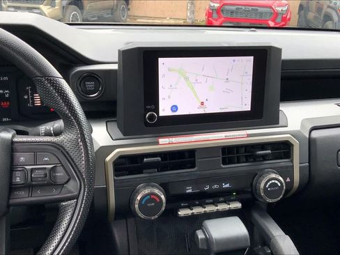 Used 2026 Toyota Tacoma SR5 image 6