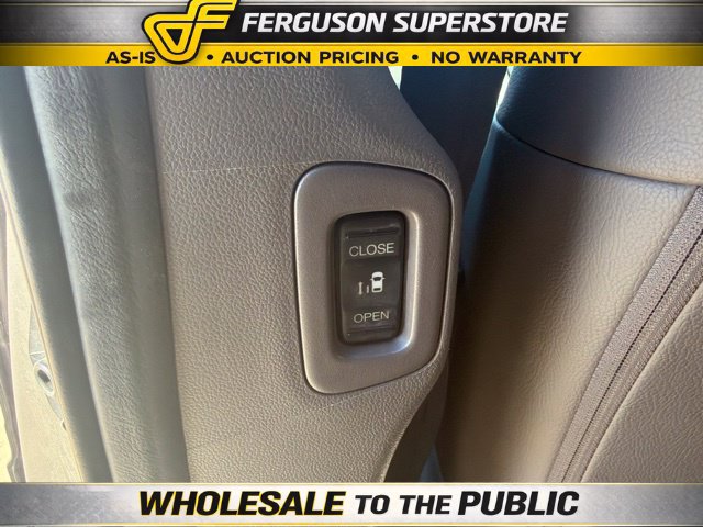 Used 2016 Honda Odyssey Touring image 13