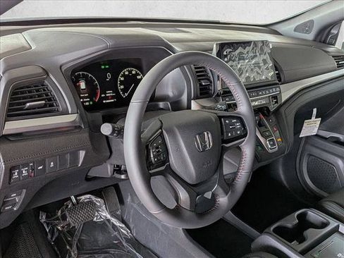 New 2026 Honda Odyssey Sport-L image 3