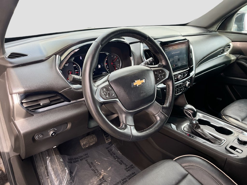 Used 2023 Chevrolet Traverse Premier w/ LPO, Floor Liner Package AWD/4WD image 9