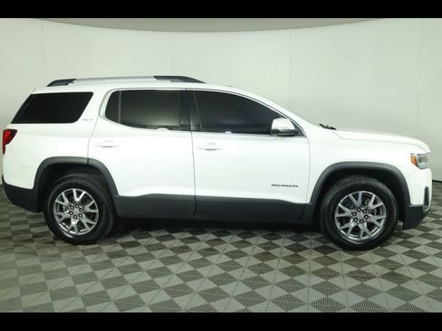 Used 2021 GMC Acadia SLT w/ Technology Package image 2