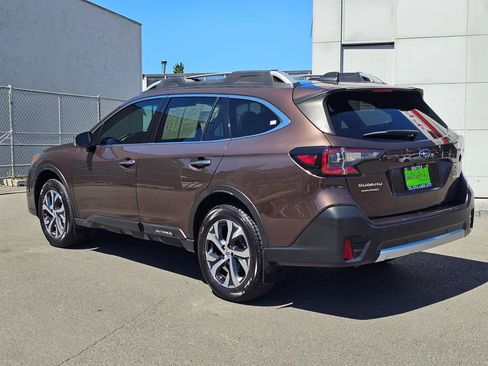 Used 2022 Subaru Outback Touring XT AWD/4WD image 5