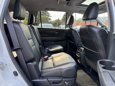 Used 2020 Honda Pilot Touring image 20