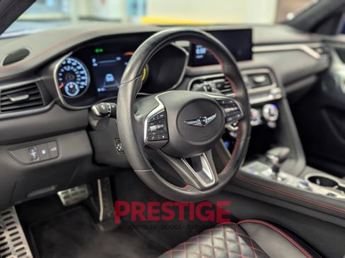 Used 2022 Genesis G70 3.3T RWD image 13