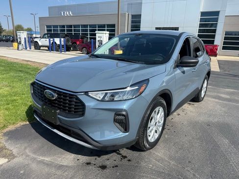 Certified 2023 Ford Escape Active FWD image 5