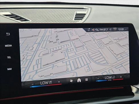 Used 2026 BMW X1 xDrive28i w/ Technology Package image 12